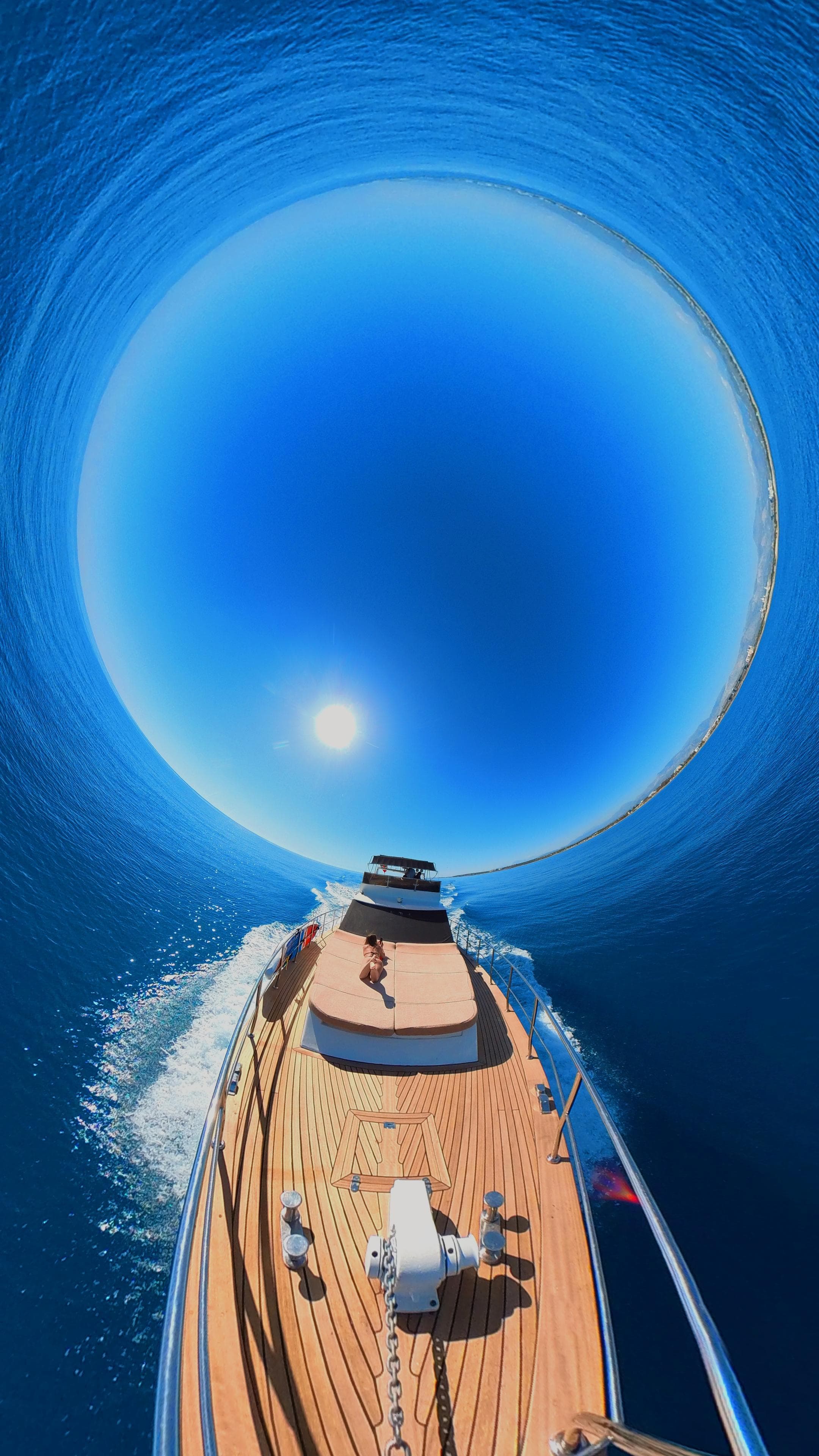 Side Yacht Charter Gallery - Apollo SS