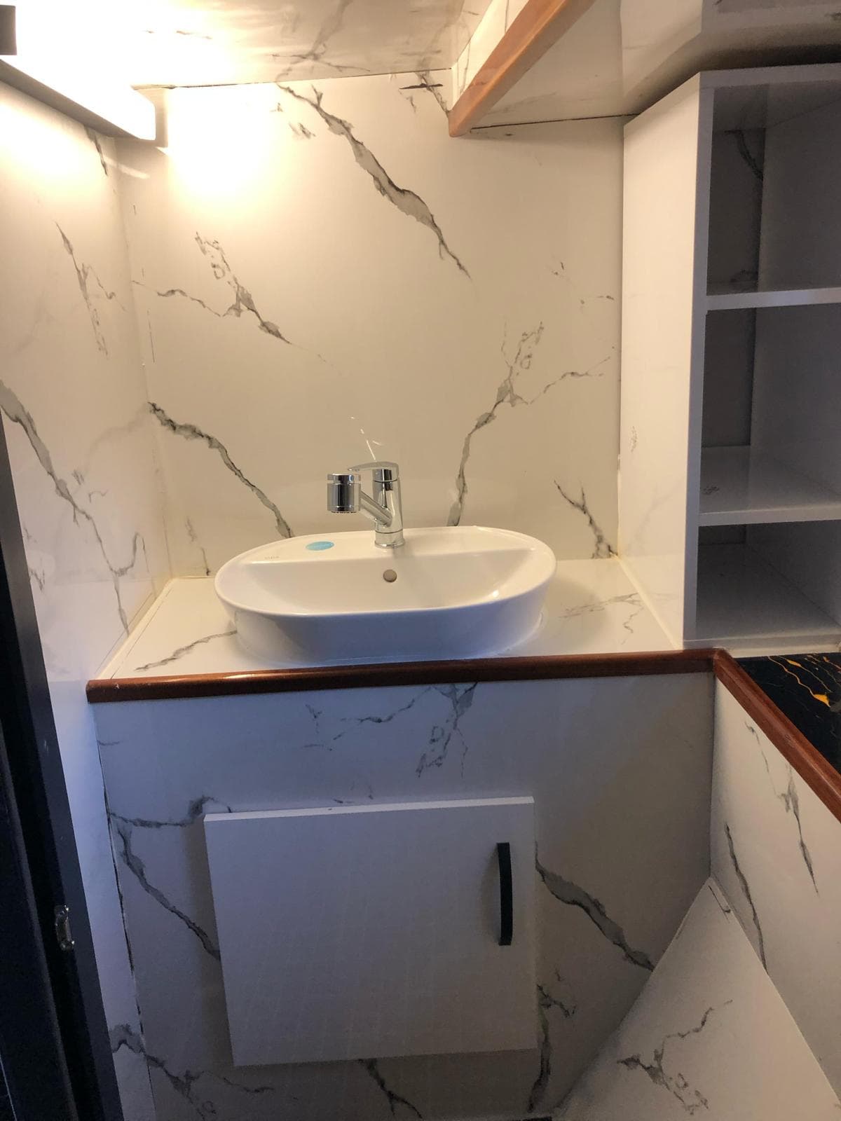 Side Yacht Charter Gallery - Mami Deluxe