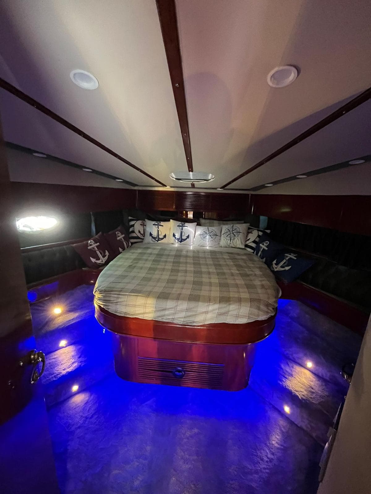 Moonlight Luxury gallery image 10