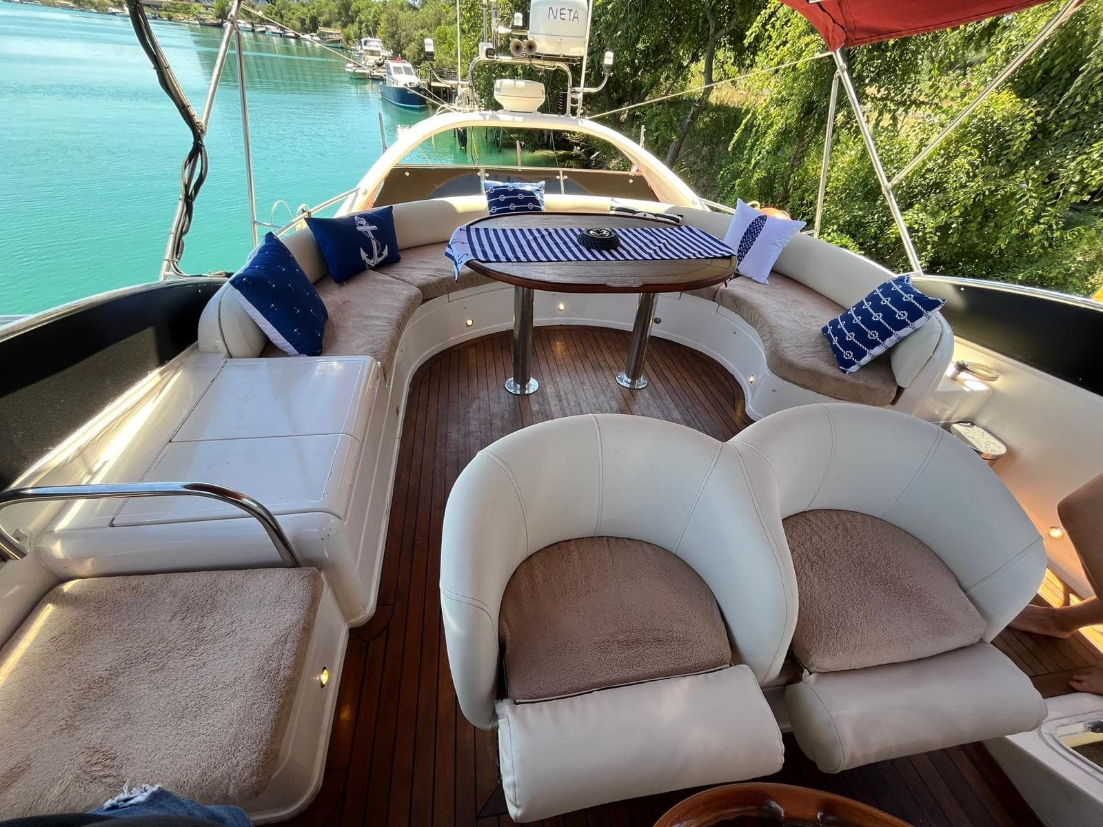Moonlight Luxury gallery image 15