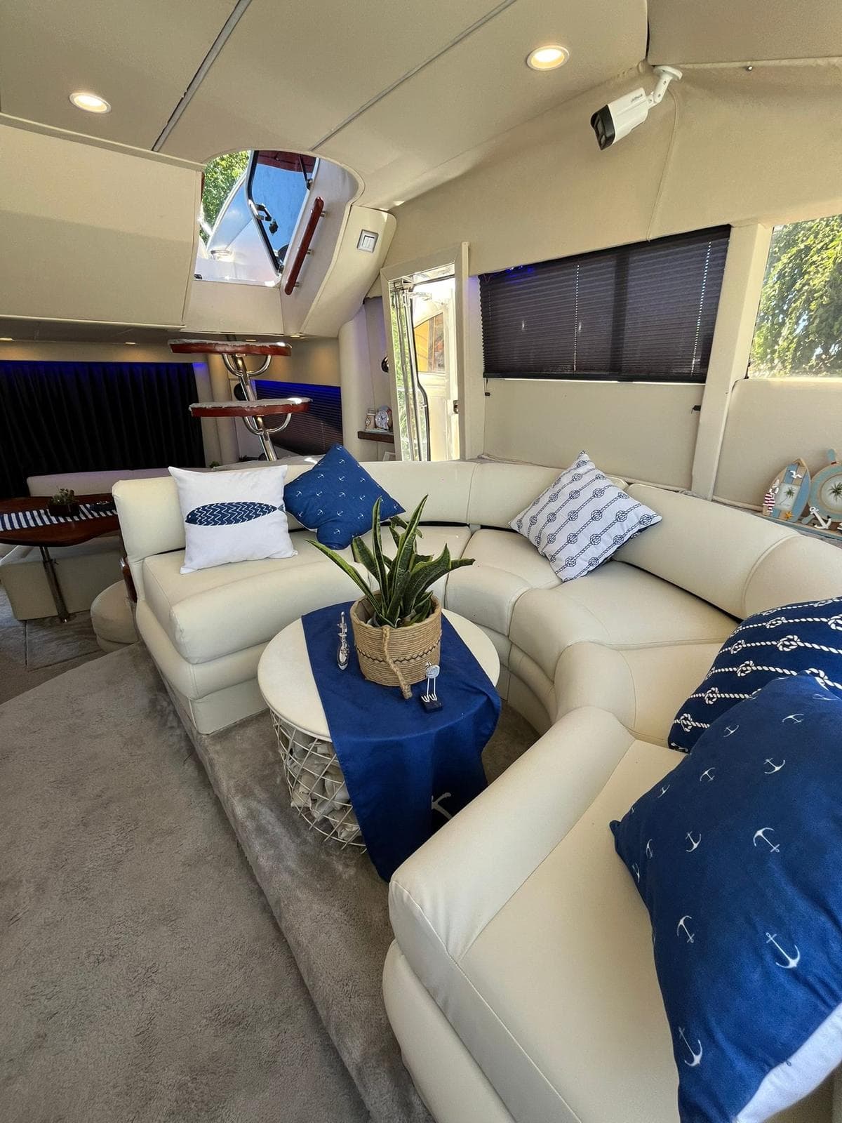Moonlight Luxury gallery image 17