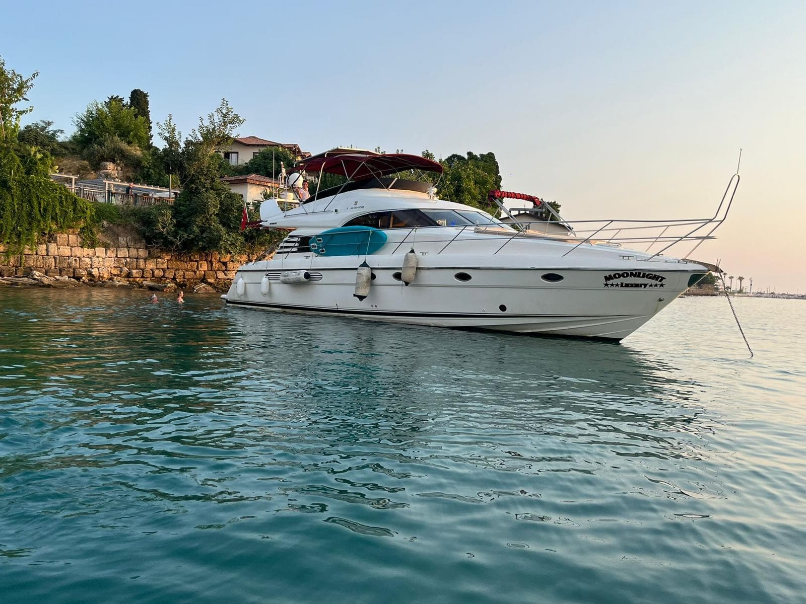 Moonlight Luxury gallery image 20